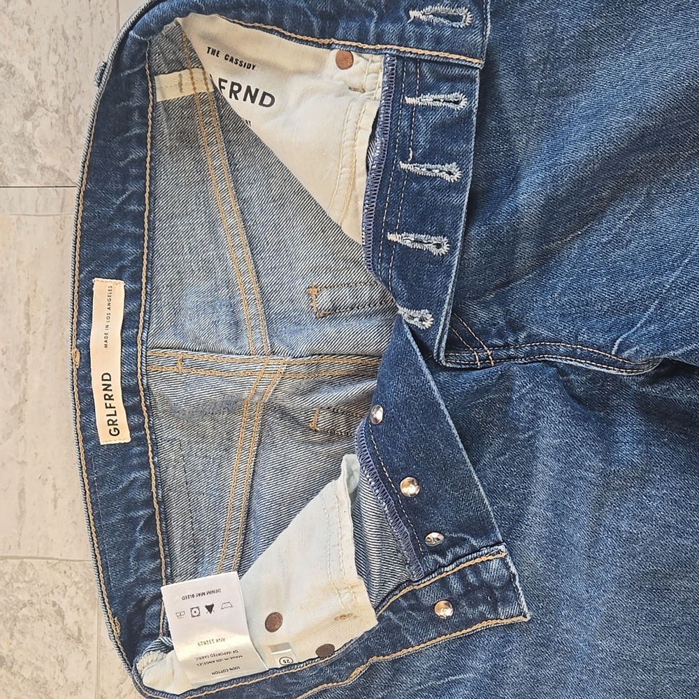 GRLFRND The Cassidy Straight Leg Blue Jeans Size 25 - Picture 2 of 16